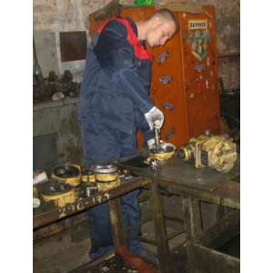 Ремонт насосов фронтального погрузчика  L-34