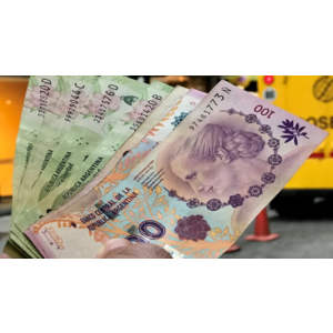 Стим - подарочные карты пополнения баланса 8000 ARS