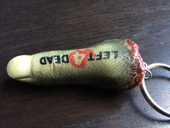 LEFT 4 DEAD ZOMBIE FINGER KEYCHAIN KEY CHAIN
