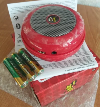 3 промо-кода на беспроводную колонку от Pringles