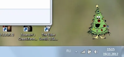 Live Christmas Tree on your desktop