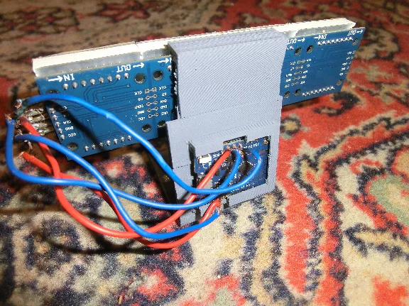 3d модель подставки дисплея MAX7219 и Wemos d1 mini.