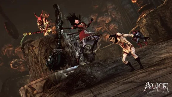 Alice: Madness Returns (Region free) + СКИДКИ + ПОДАРОК