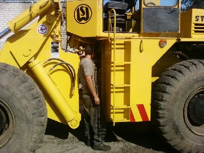 Diagnosis of drive system front loader L34