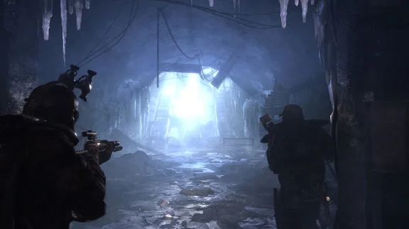 RENTヅXBOX 360 🎮 Metro 20233 & Metro Last Light