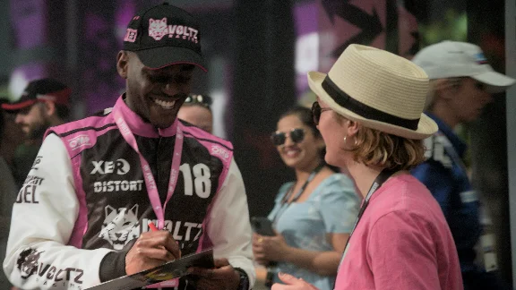 GRID LEGENDS: DELUXE EDITION XBOX KEY/CODE