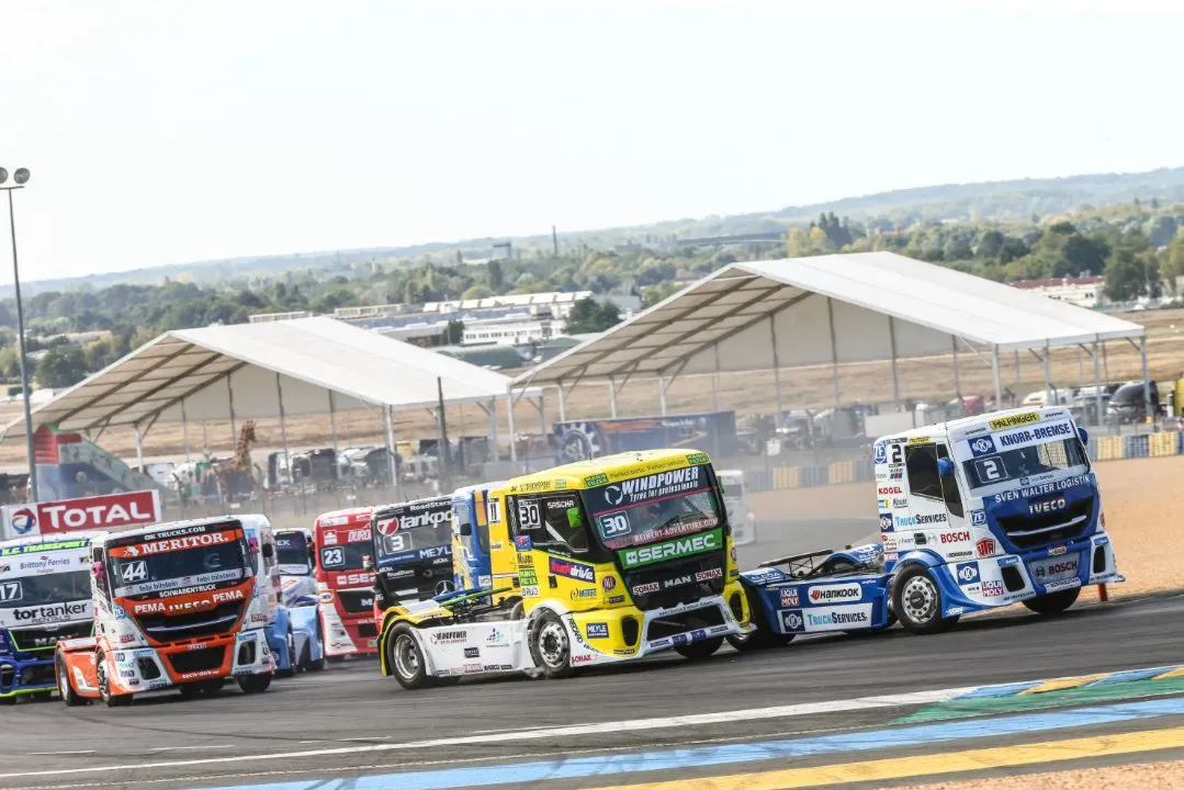Truck Racing Championship | Nintendo Switch 1/2