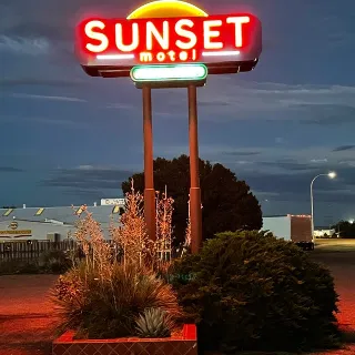 Купить Sunset Motel + DLS / STEAM АККАУНТ