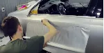 Оклейка передней двери со всеми нюансами