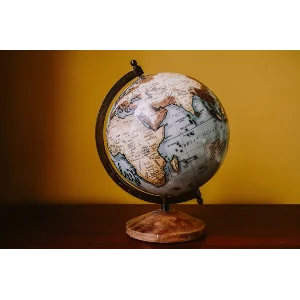 База данных стран, регионов и городов