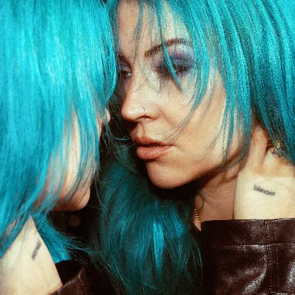 "Six Feet Under" - Charlotte Sands | XBOX | На любой аккаунт