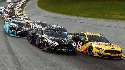 🔑 Ключ NASCAR Heat 4 - Gold Edition Xbox One X|S  Xbox Series X|S [Цифровой Код]