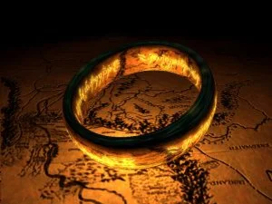 Кольцо из властелина колец.