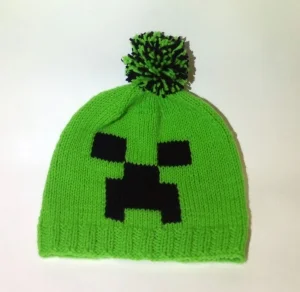 Шапка вязаная 