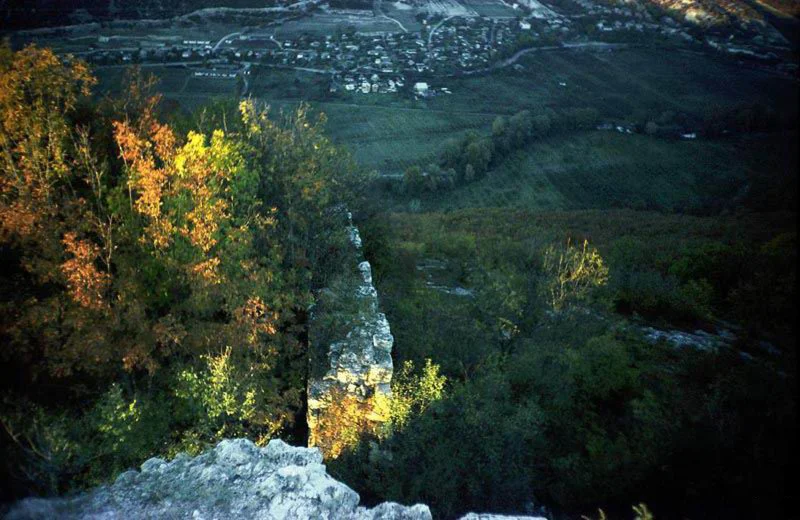 Чуфут-Кале (Крым - Бахчисарай)  фото