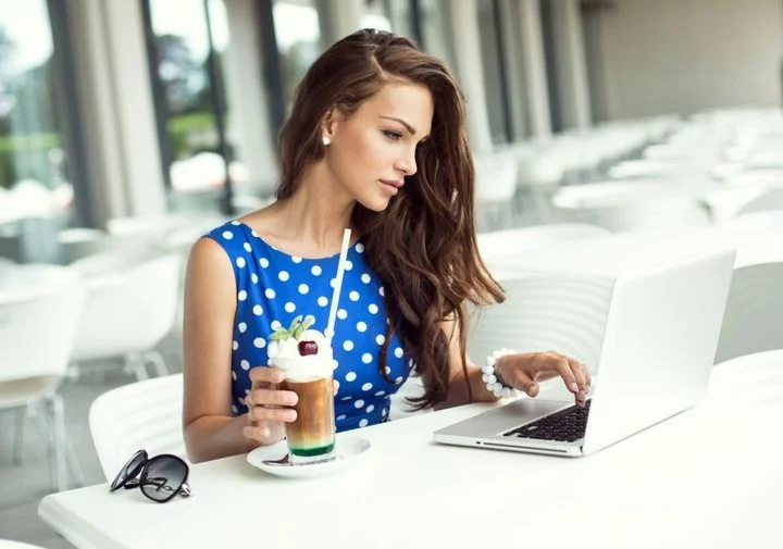 Сборка из 7 материалов для женщин