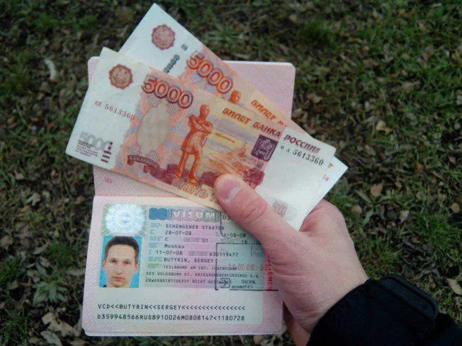 В Европу за 10 000 руб. Курс по бюджетным путешествиям