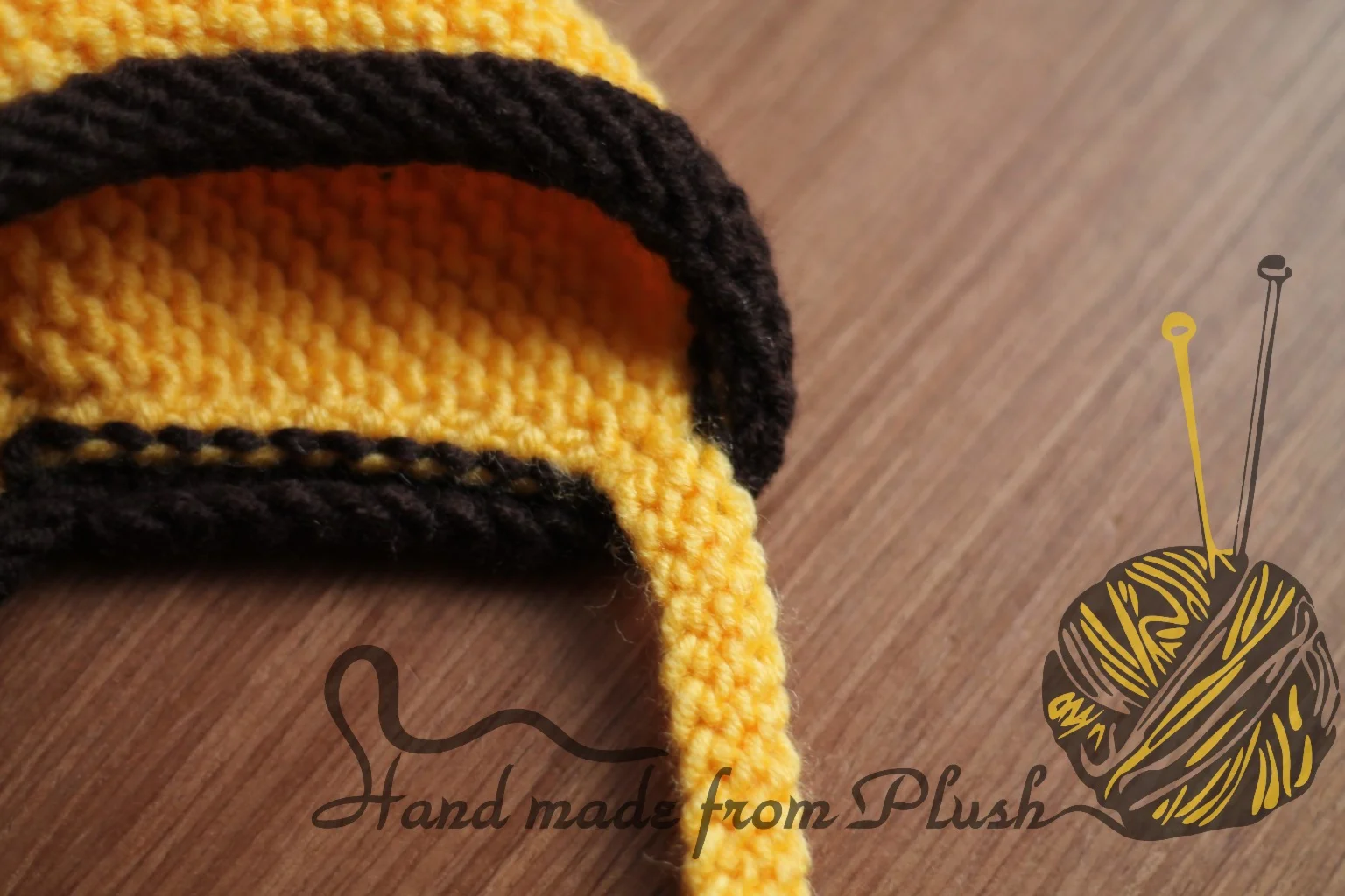 Описание шапочки с ушками Strip (Полосатик)