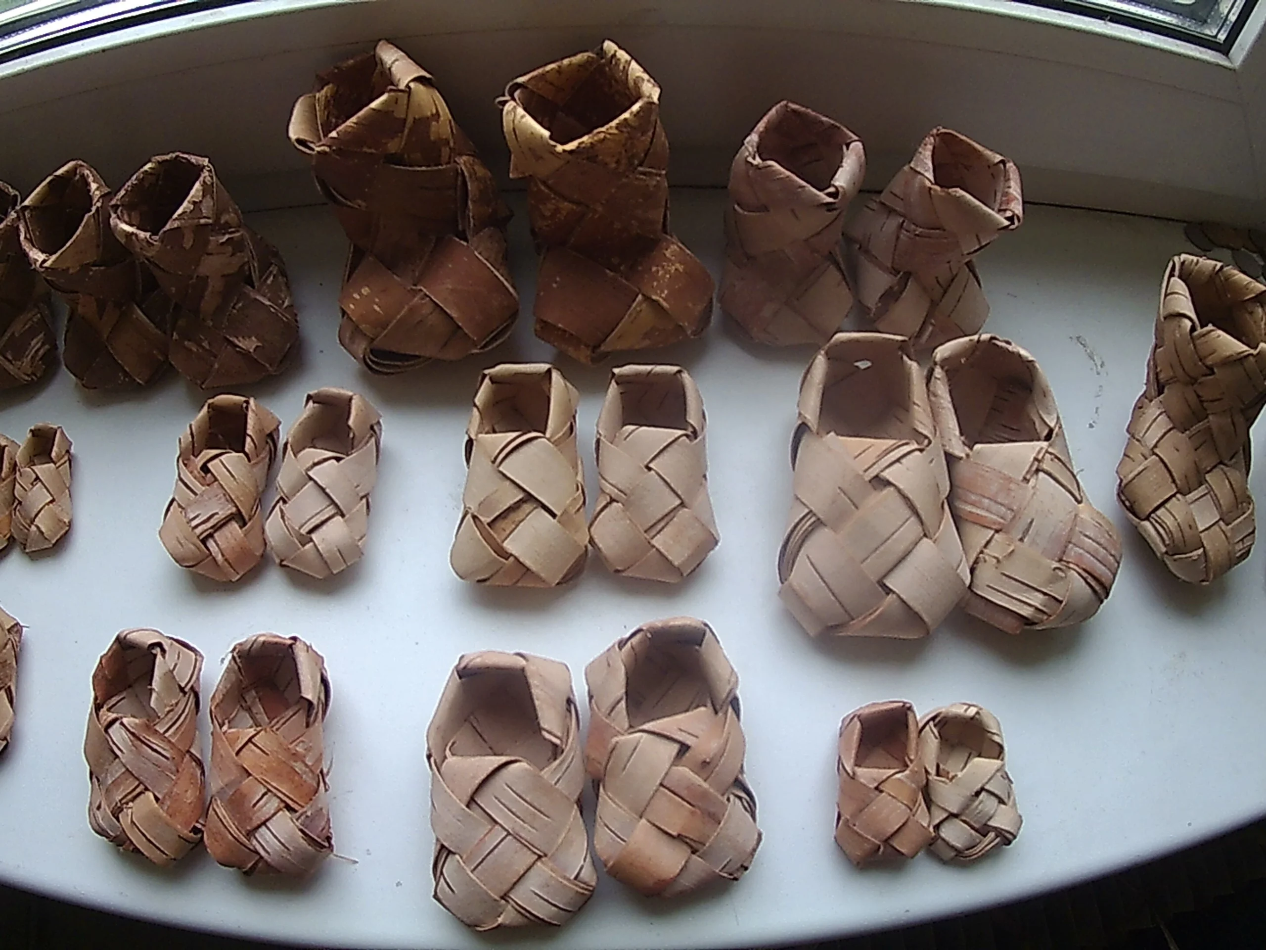 лапти русские из бересты