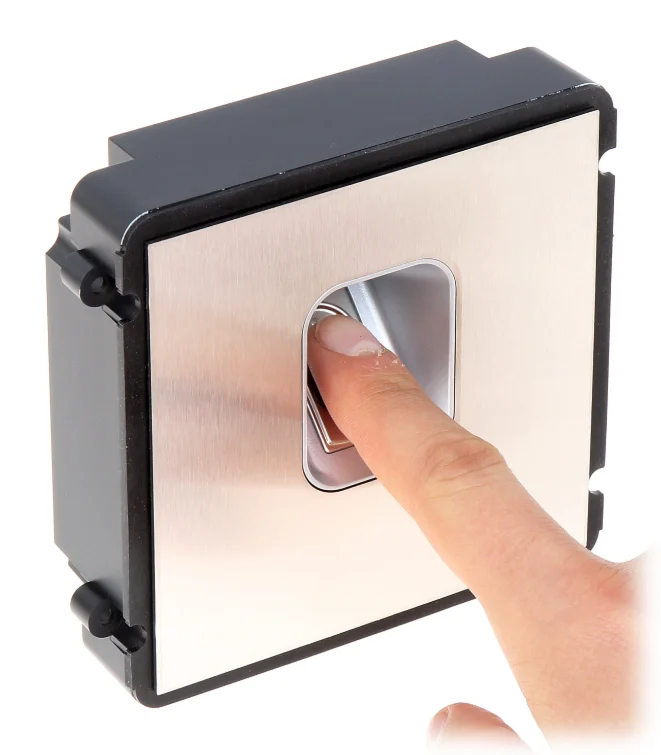 Модульная панель со считывателем отпечатка пальца.