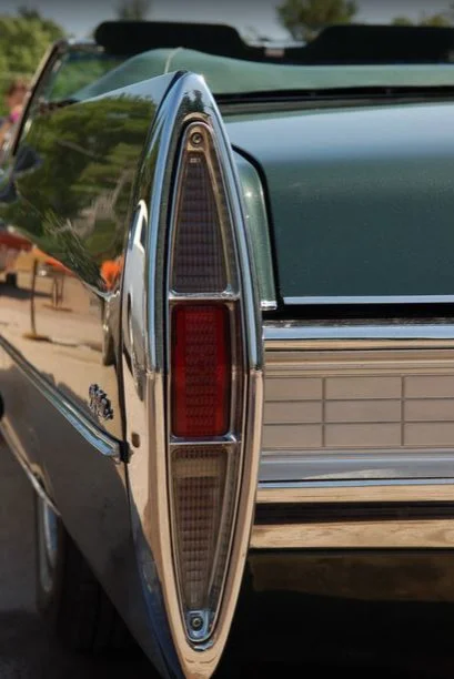 Фотография Cadillac вид сзади