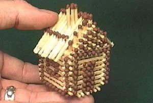 Домик из спичек. Без клея! (424 Кб)